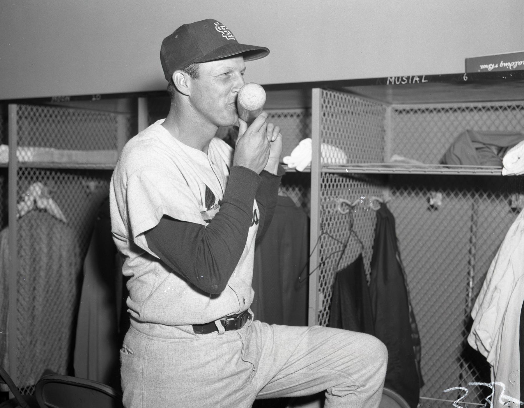 Musial passes Speaker on alltime hits list Baseball Hall of Fame